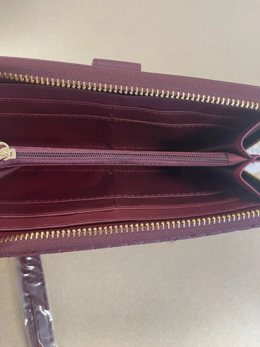 Badgley Mischka Vegan Leather Card and Phone Zippy Wallet in Plum - BM4177 - NWT